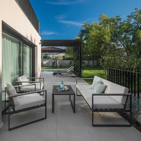 Luxury Mapejana By Vacayvillas